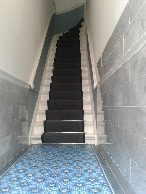 Bed & Breakfast Obrechtstraat กรุงเฮก ภายนอก รูปภาพ