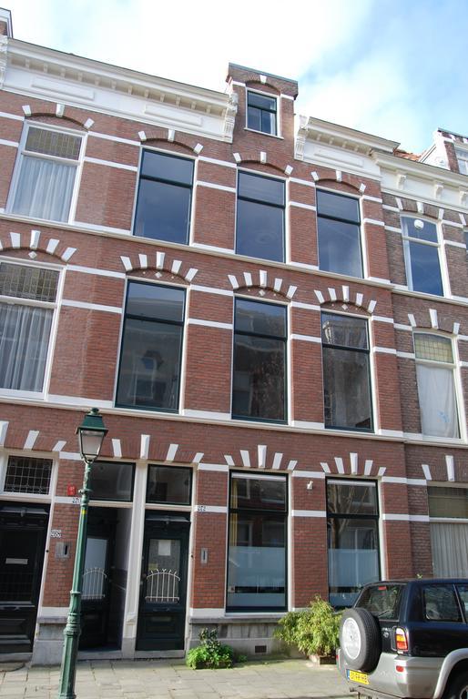 Bed & Breakfast Obrechtstraat กรุงเฮก ภายนอก รูปภาพ